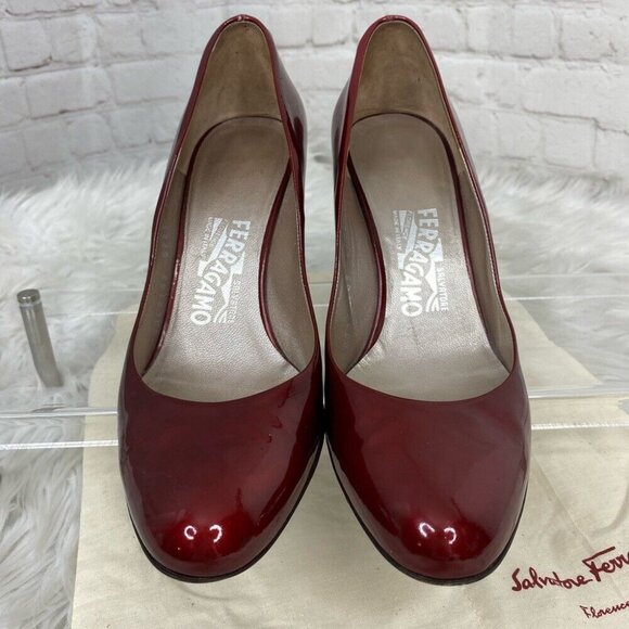 Salvatore Ferragamo Women’s Red Patent Leather Almond‎ Toe Designer Pumps US 8 - Picture 4 of 16